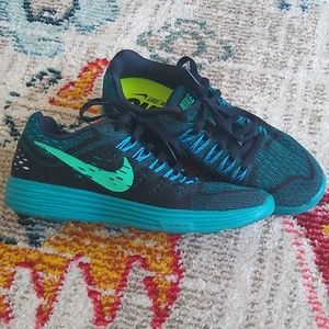 Like New - Nike Lunartempo